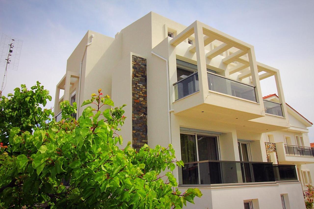 Sky Rays Luxury Apartments Nikiti  Luaran gambar