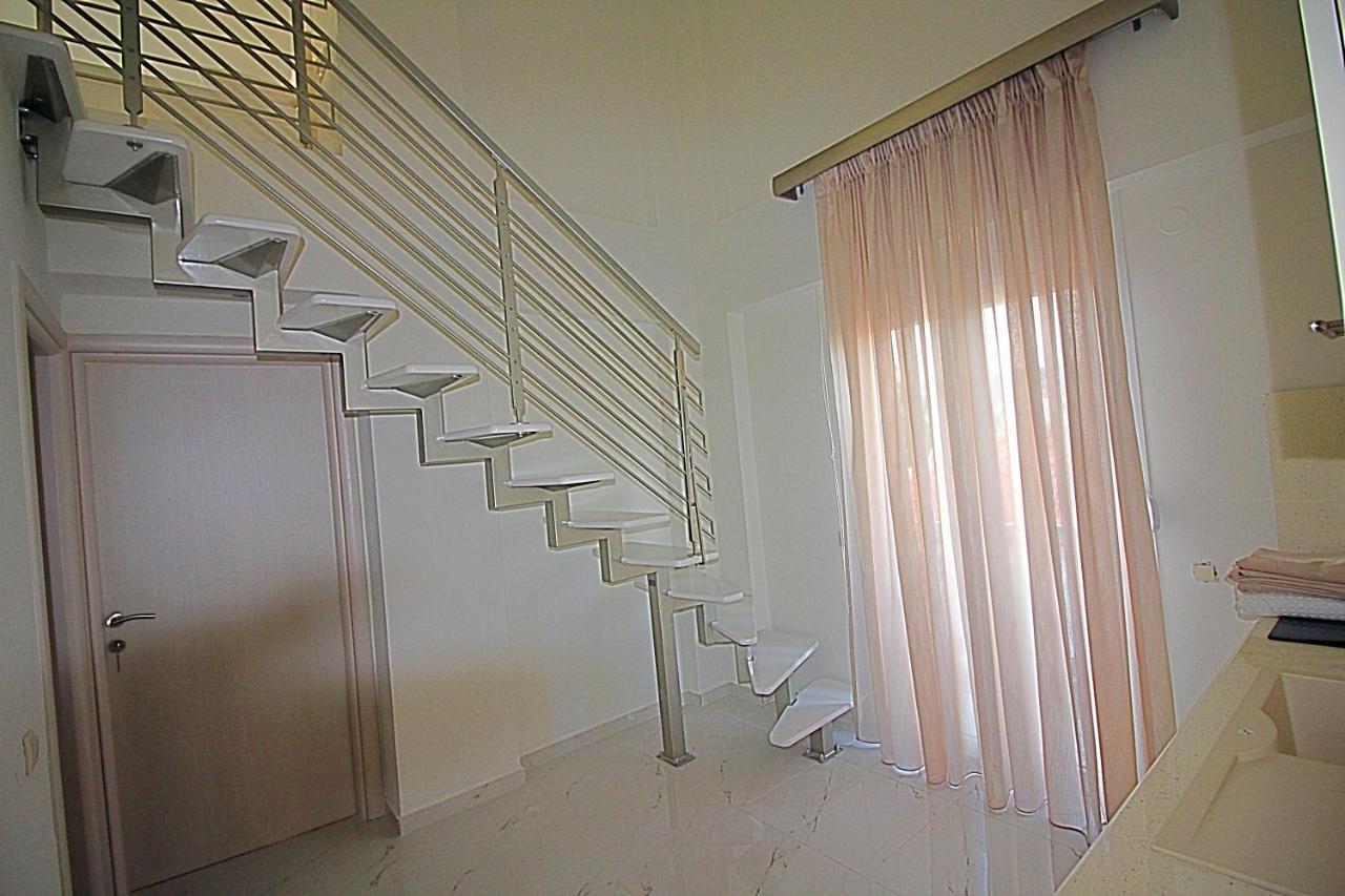 Sky Rays Luxury Apartments Nikiti  Luaran gambar