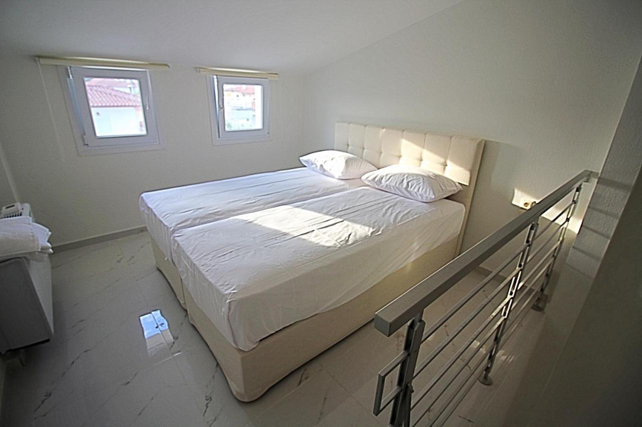 Sky Rays Luxury Apartments Nikiti  Luaran gambar